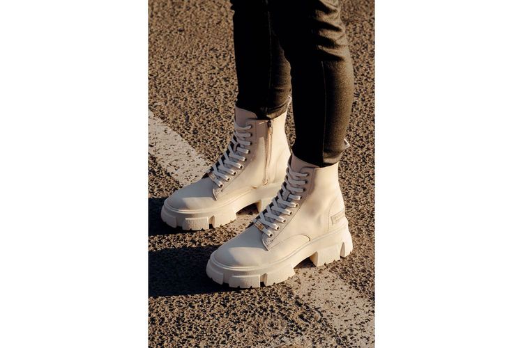 STEVE MADDEN-TANKER-GEBROKEN WIT-DAMES-0003