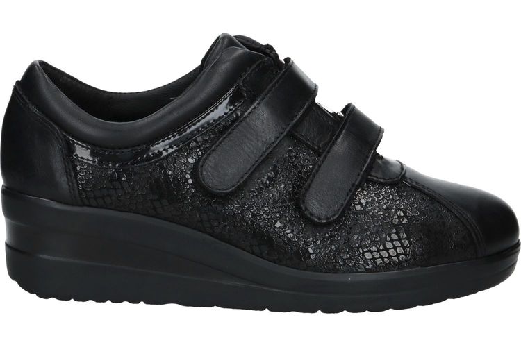 ALEXANDRA-SOLENE-BLACK-DAMES-0005