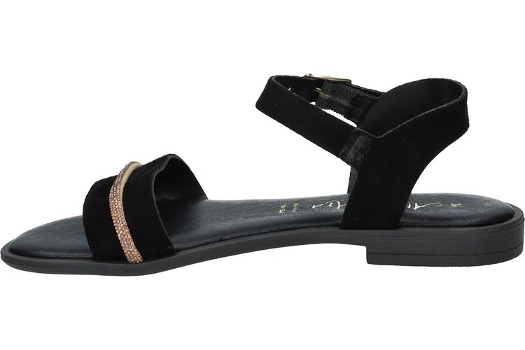 ALEXANDRA-NANDY-BLACK-DAMES-0003