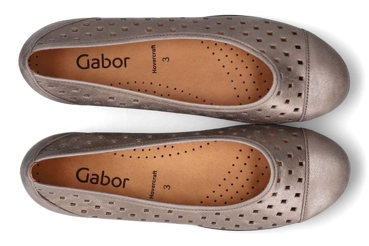 GABOR-GRABINA1-CHAMPAGNE-DAMES-0003