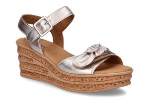 GABOR-GIULIANA-GREY-DAMES-main.jpg?tr=c-at