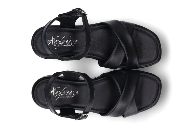 ALEXANDRA-LOUANA-NOIR-DAMES-0003