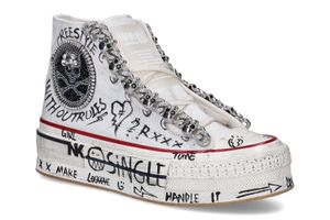 NAN-KU-NIKOLE-WHITE-DAMES-main.jpg?tr=c-at