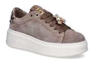 GIO +-PIA 429-MARRON-DAMES-main.jpg?tr=c-at