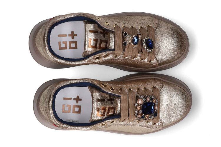 GIO +-PIA 424B-OR-DAMES-0003