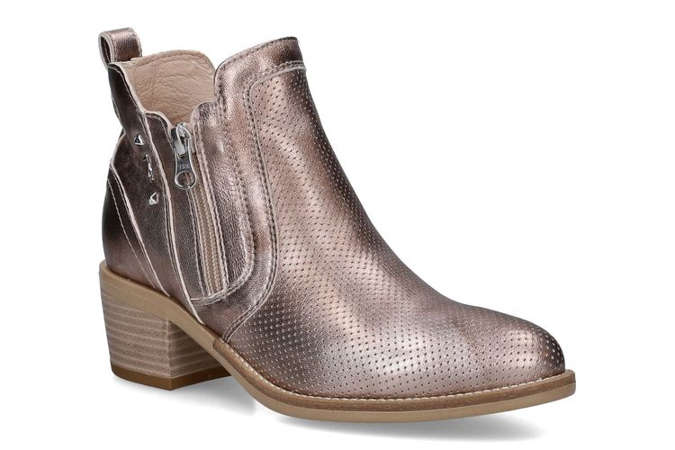 LAURA VITA-OYAO 02-BRONS-DAMES-0001