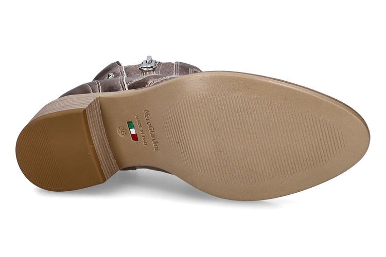LAURA VITA-OYAO 02-BRONS-DAMES-0005