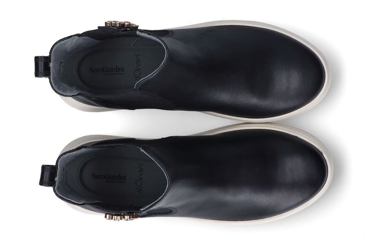 NEROGIARDINI-NINA-NOIR-DAMES-0003