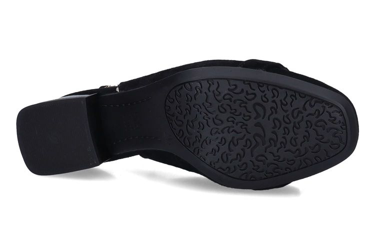 ARA-ALONIE-BLACK-DAMES-0005