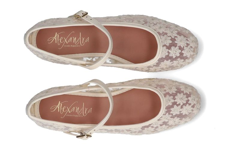 ALEXANDRA-VARINA-BEIGE-DAMES-0003