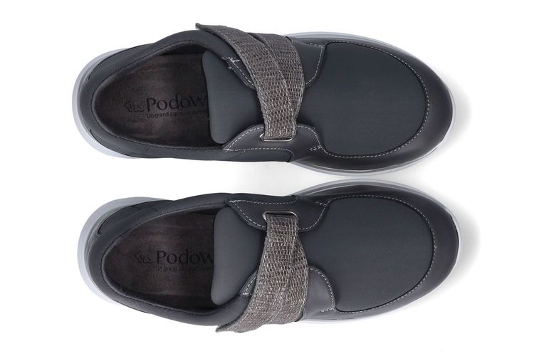 PODOWELL-MADELINE-GRIS-DAMES-0003