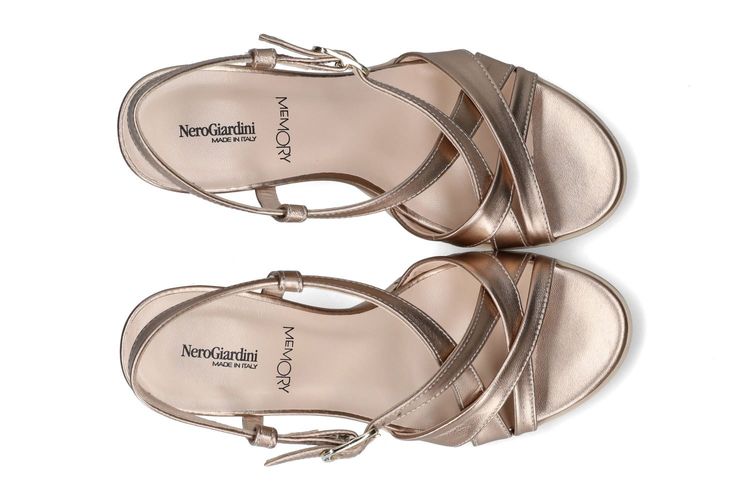 NEROGIARDINI-NATSUKO-PLATINE-DAMES-0003