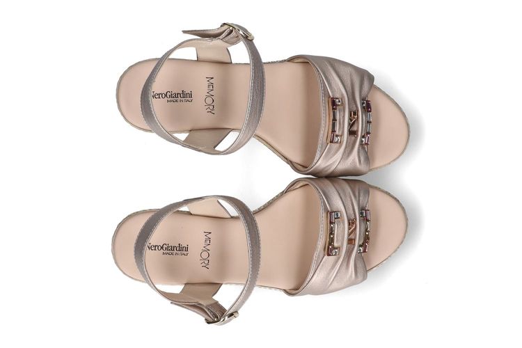 NEROGIARDINI-NARCISSA-PLATINE-DAMES-0003