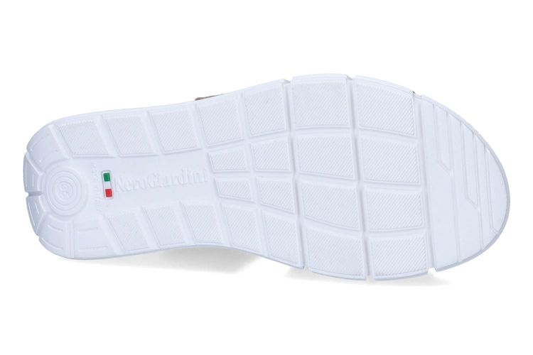 NEROGIARDINI-NICHOLE1-OR-DAMES-0005