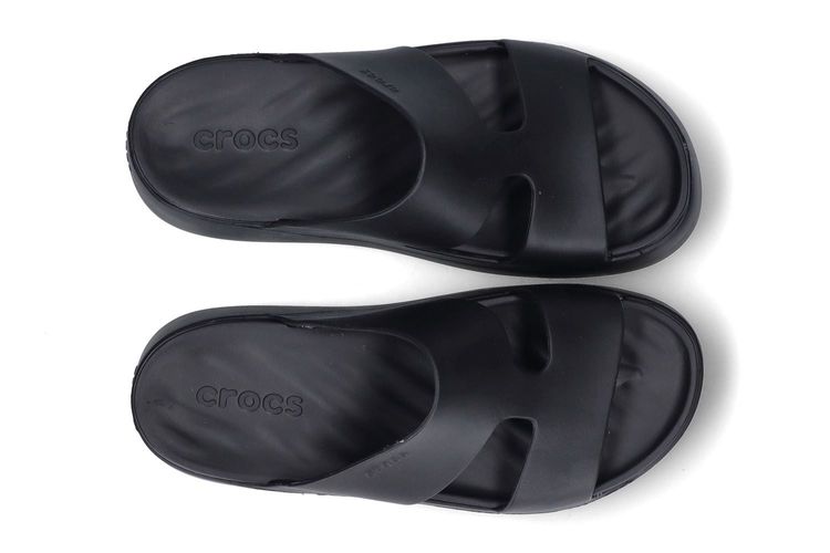 CROCS-H STRAP-ZWART-DAMES-0003