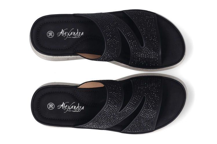 ALEXANDRA BAIZHEN-BELICY-NOIR-DAMES-0003