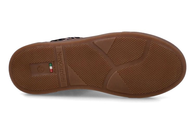NEROGIARDINI-NANDAG-CHESTNUT BROWN-DAMES-0005