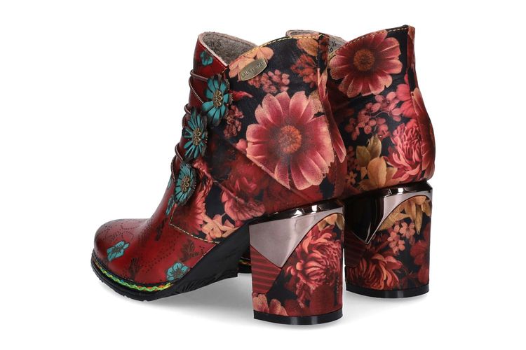 LAURA VITA-MAEVAO21-RED-DAMES-0002