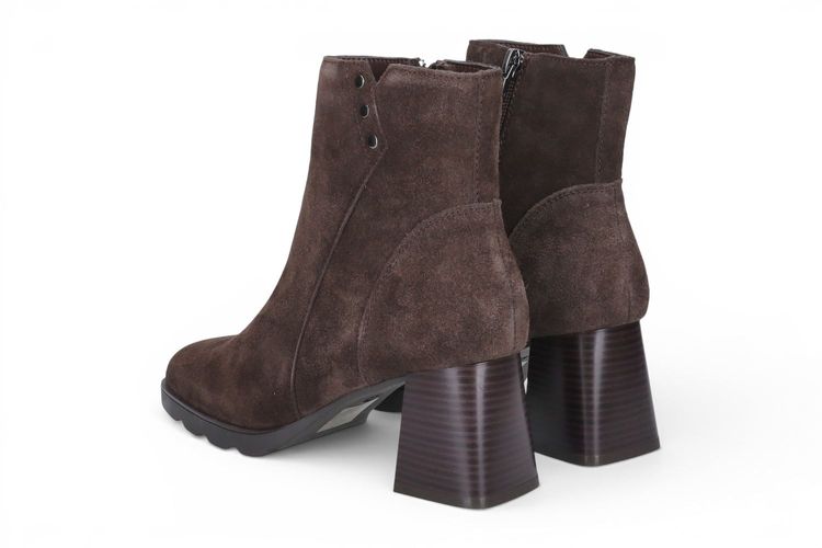 REGARDE LE CIEL -CALI-02-KASTANJE-DAMES-0002