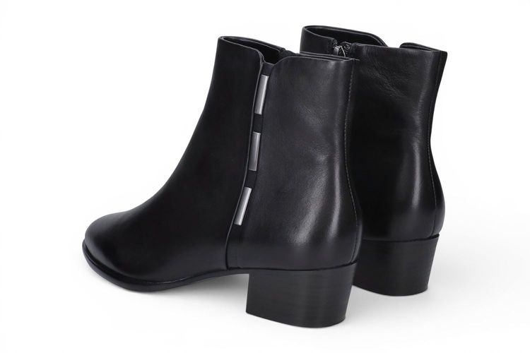 REGARDE LE CIEL -LORI-02-ZWART-DAMES-0002