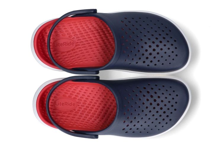 CROCS-INMOTION2-NAVY-MEN-0003