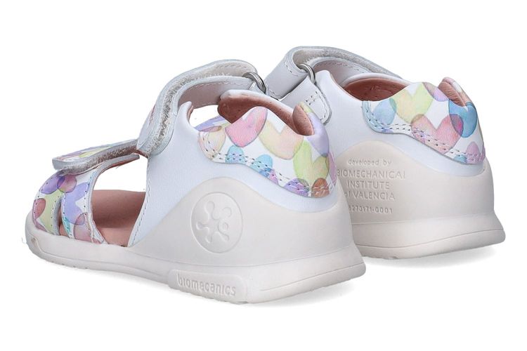 BIOMECANICS-BETHANIA-WHITE-ENFANTS-0002
