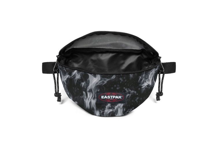 EASTPAK-SPRINGER1-MOTIF-ACCESSOIRES-0002