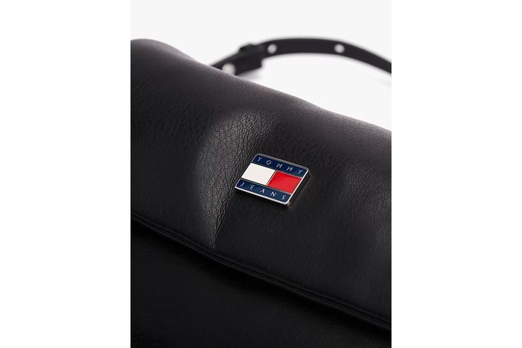 TOMMY HILFIGER-TJWPILLOWF2-NOIR-ACCESSOIRES-0003