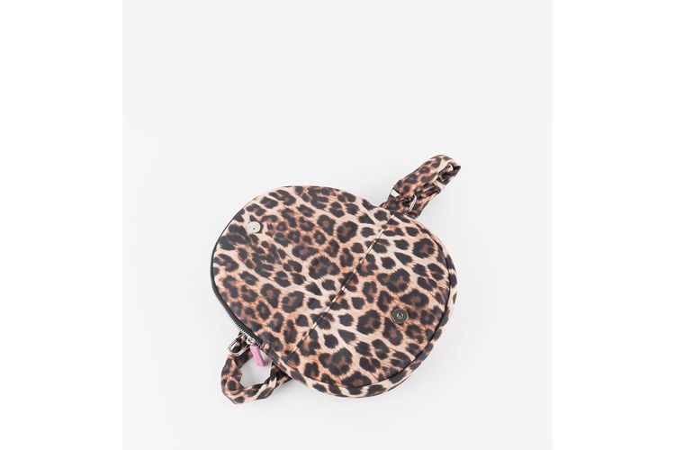 VICTORIA-9225105-MOTIF-ACCESSOIRES-0003